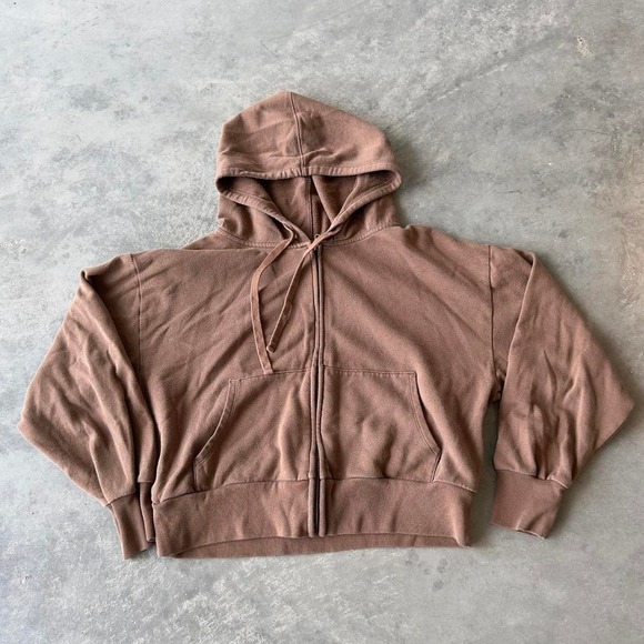 Tops - Vintage women's brown gap cropped blank zip up hoodie